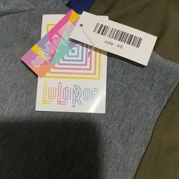 LulaRoe - Julia Dress - Picture 4 of 4